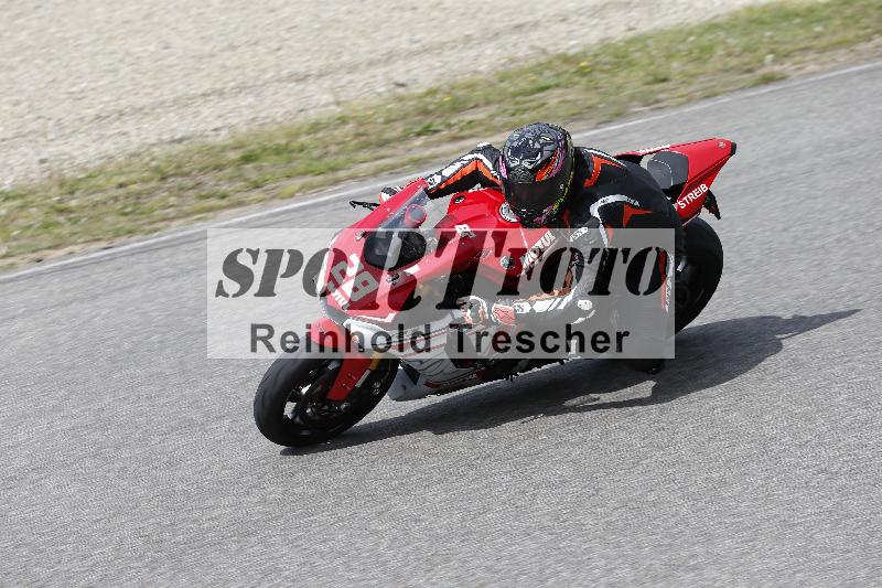 /10 20.04.2026  Pluess Moto Sport ADR/Einsteiger/28